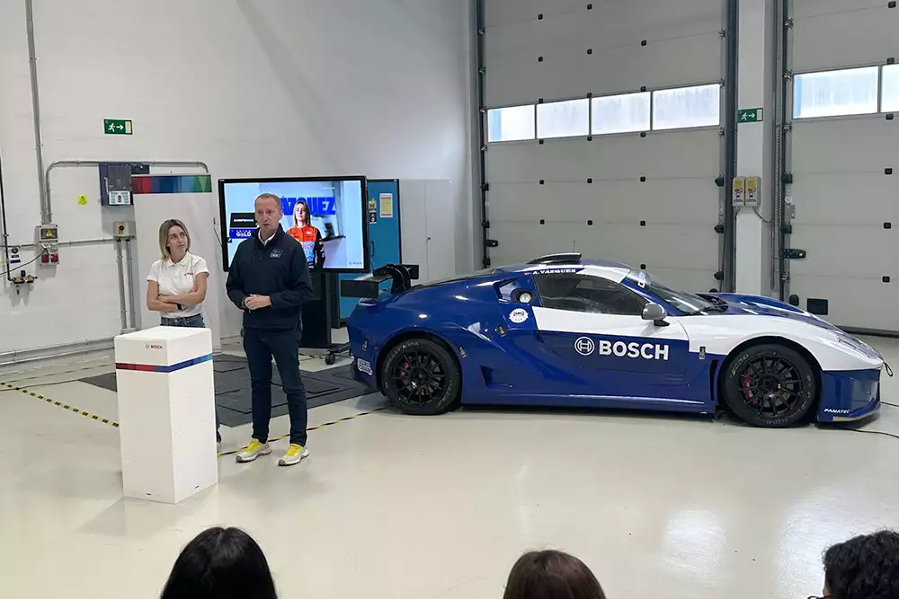 Alba Vázquez renueva el respaldo de Bosch