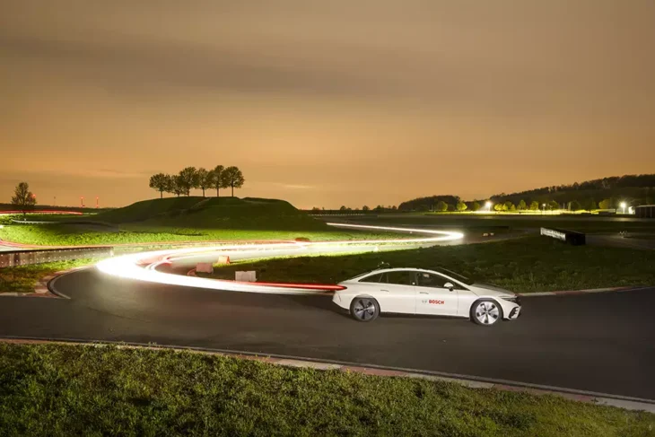 Bosch impulsa la IA agéntica en el automóvil