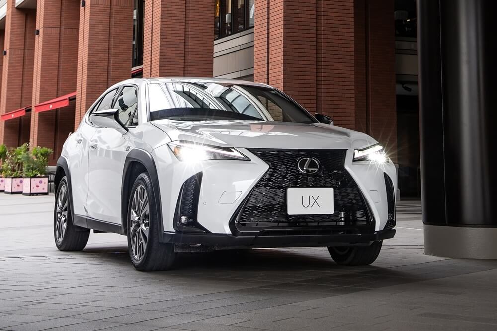 Lexus UX 300h 2026