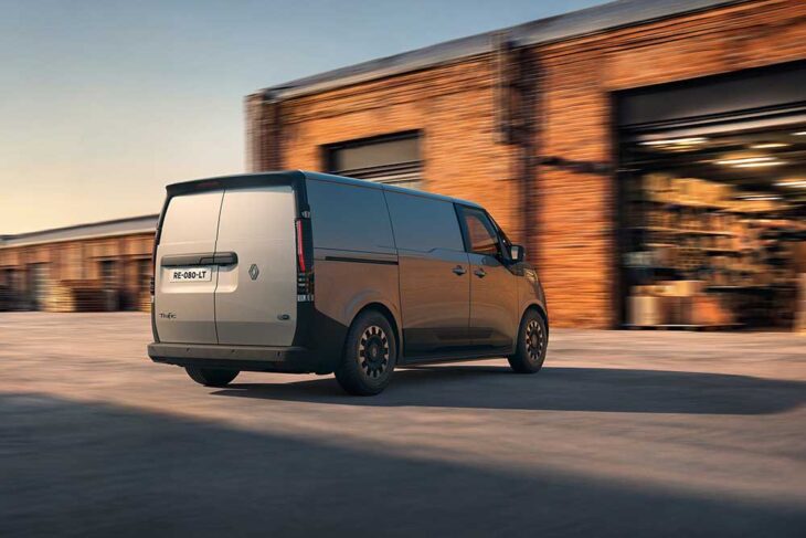 Renault Trafic Furgón E-Tech eléctrico: redefine el trabajo profesional