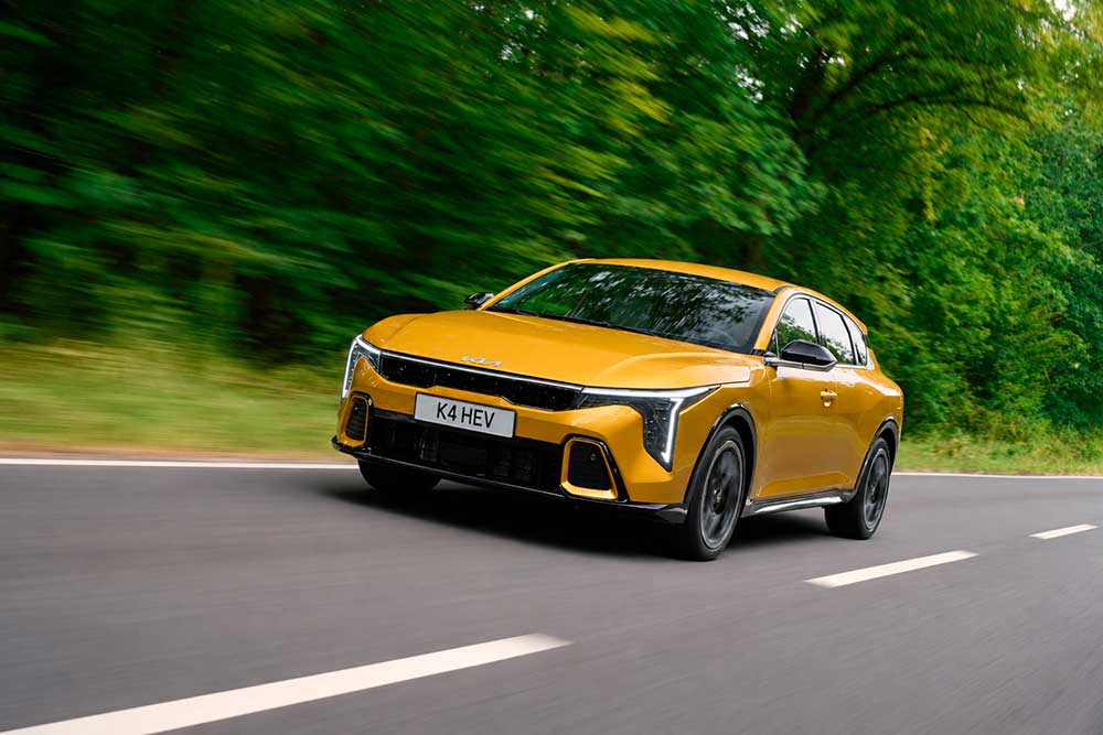 Kia K4 Hybrid: refuerza la ofensiva electrificada