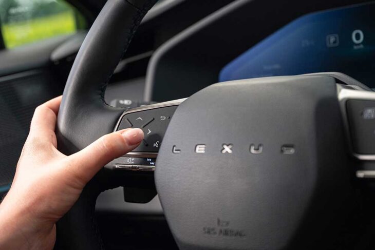 Lexus NX 2027 (Restyling)